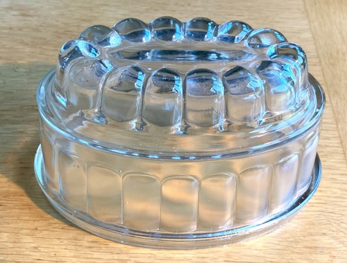 Glass jelly mould - glass, makers