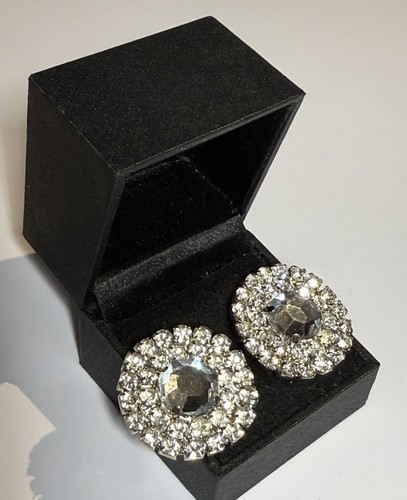 Pair vintage dress clips - of,
