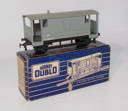 Hornby dublo rail - 00, gauge