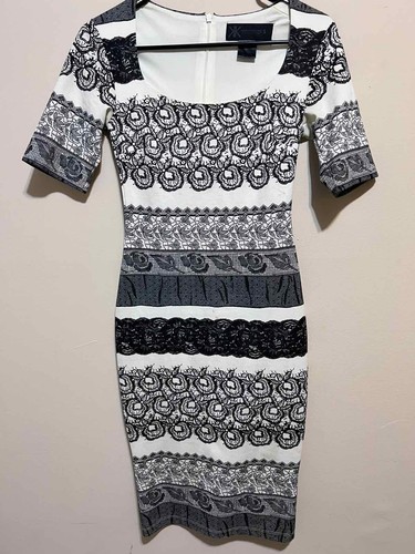 Kardashian kollection black