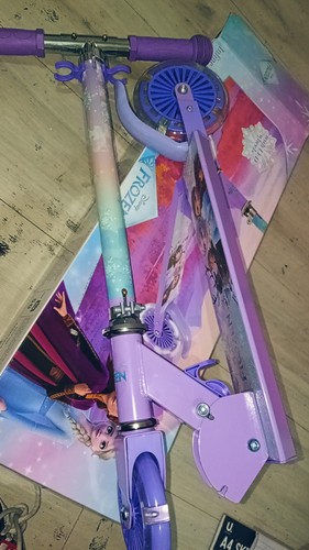 Disney frozen purple wheel - disney,