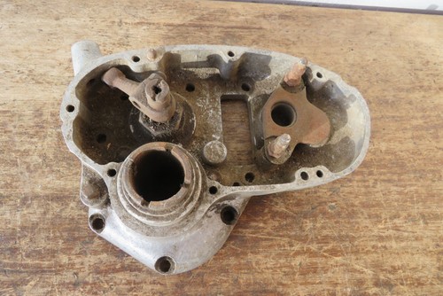 Norton lay down gearbox shell - lay,