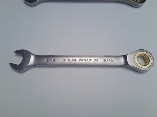 Ratcheting combination - 9/16",