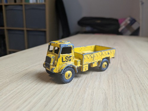 Dinky toys 623 - no.,