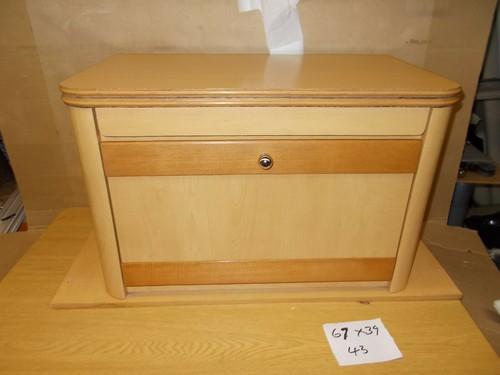 Fold out chest drawer - out,