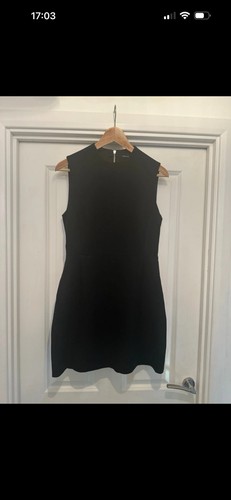 Little black dress - little,