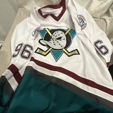 VTG Mighty Ducks NHL Captain