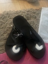 girls/ladies black  size 5