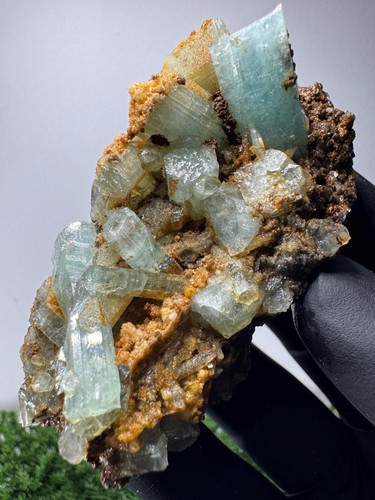 Wow insane aquamarine - insane, cluster
