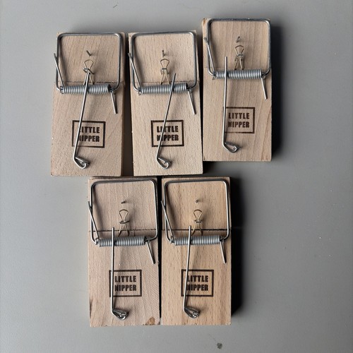 Little nipper mousetraps - x,