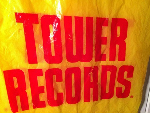 Vintage 90s iconic tower - '90s,