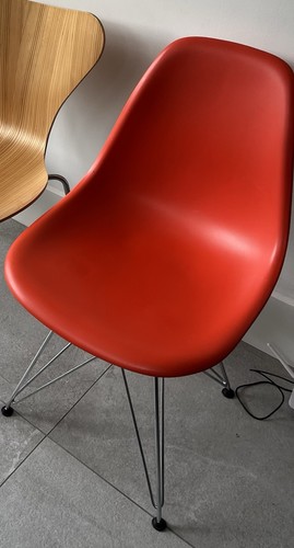 Vitra eames dsr chair - eames, red
