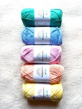 5 balls x 50g Hobbii : Rainbow