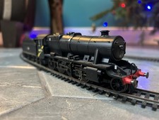 Hornby OO R3564 BR 2-8-0 Class