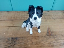 BORDER FINE ARTS BORDER  COLLIE SHEEPDOG SITTING 12cm signed  MT 2002