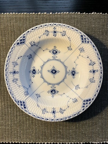 Royal copenhagen blue - blue, fluted