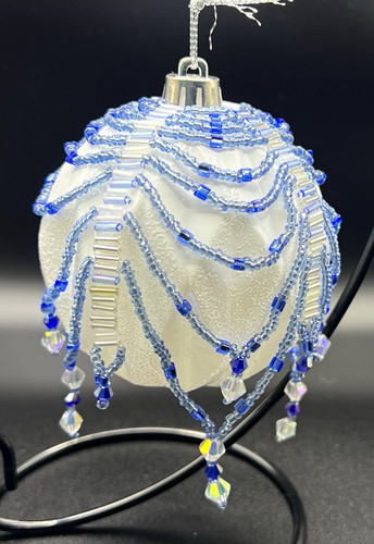 Christmas beaded bauble - , cover
