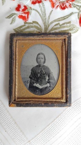 Antique victorian ambrotype - victorian,