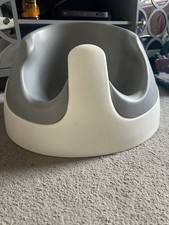 Mamas & Papas Grey & White Snug Seat With Activity Tray In Excellent Condition