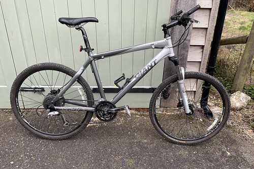 Giant xtc mountain bike - xtc,