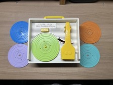 2010 FISHER PRICE MUSIC BOX