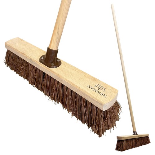 Yard broom stiff bassine - 18",