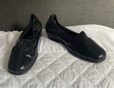 AEROSOLES extra ladies Black patent leather Shoes Pumps size 4.5 EU 37.5