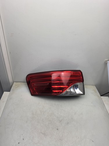 2011 toyota avensis estate - avensis,