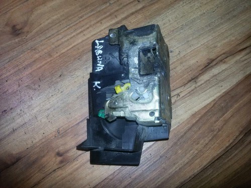 Door lock mechanism front - ,