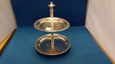 Silea Vintage Silver Cake