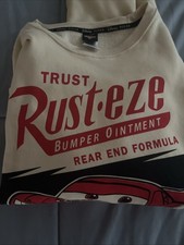 Men’s Crewneck Lighting