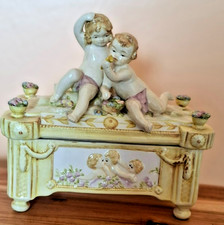 Art deco figurine dressing - art,