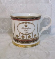 Vintage Bone China Buckingham Palace 1996 Mug