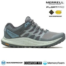 LADIES MERRELL HIKING BOOTS