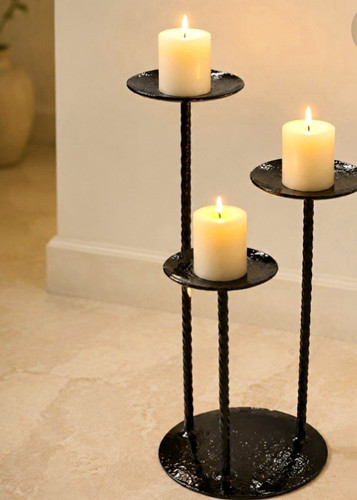 Black wrougt iron - , freestanding