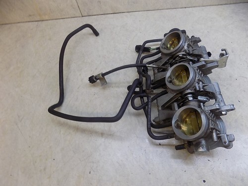 Triumph 800 tiger throttle - 800,