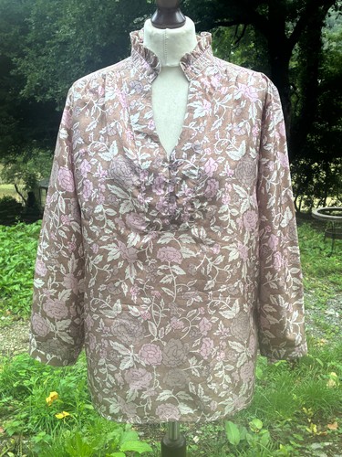 100 pure silk blouse - 100%,