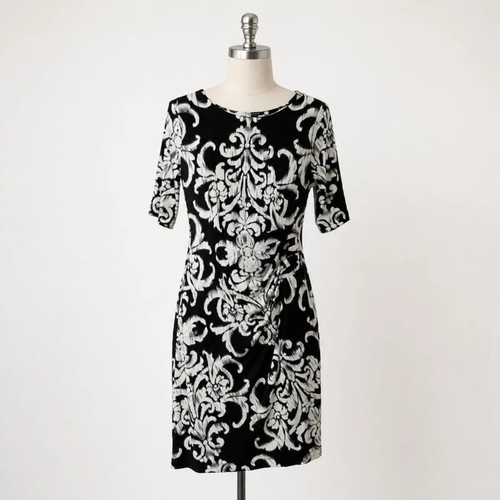 Connected apparel black white - apparel,