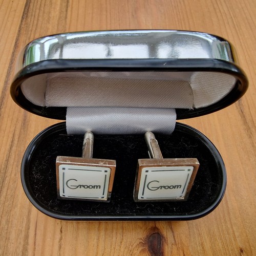 Used groom cufflinks boxed - used,