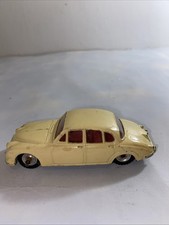 Dinky Toys 195 Jaguar 3.4