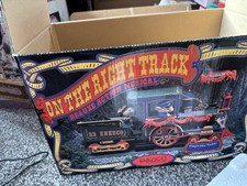 1991 Enesco On The Right Track Deluxe Action Musical Train In Box (Read desc)