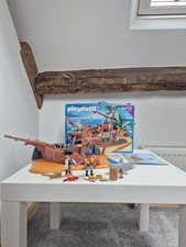Playmobil Superset Island Of Pirates With Shark Super Set  4136