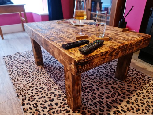 Tiger stripe coffee table - stripe,