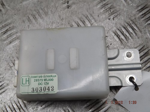 Nissan elgrand left passenger - nissan,