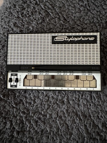 Original stylophone working - in,