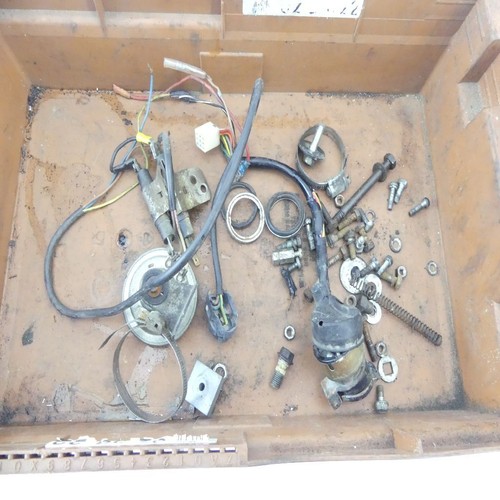 Suzuki 125 screws - ez:77, &