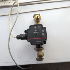 GRUNDFOS UPS3 15-50/65 130)