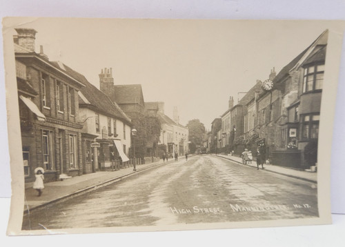 Manningtree high street - high,