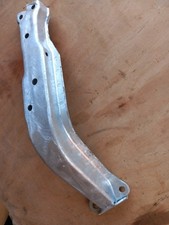 MG TF GALVANISED LONGITUDINAL GEARBOX ARM / GEARBOX MOUNT KHL000010 