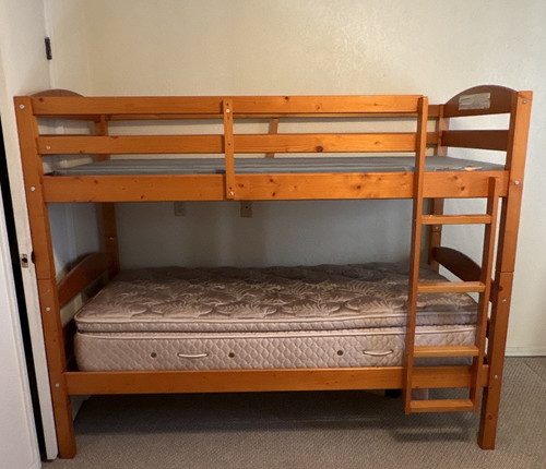 Wood twin over - over,